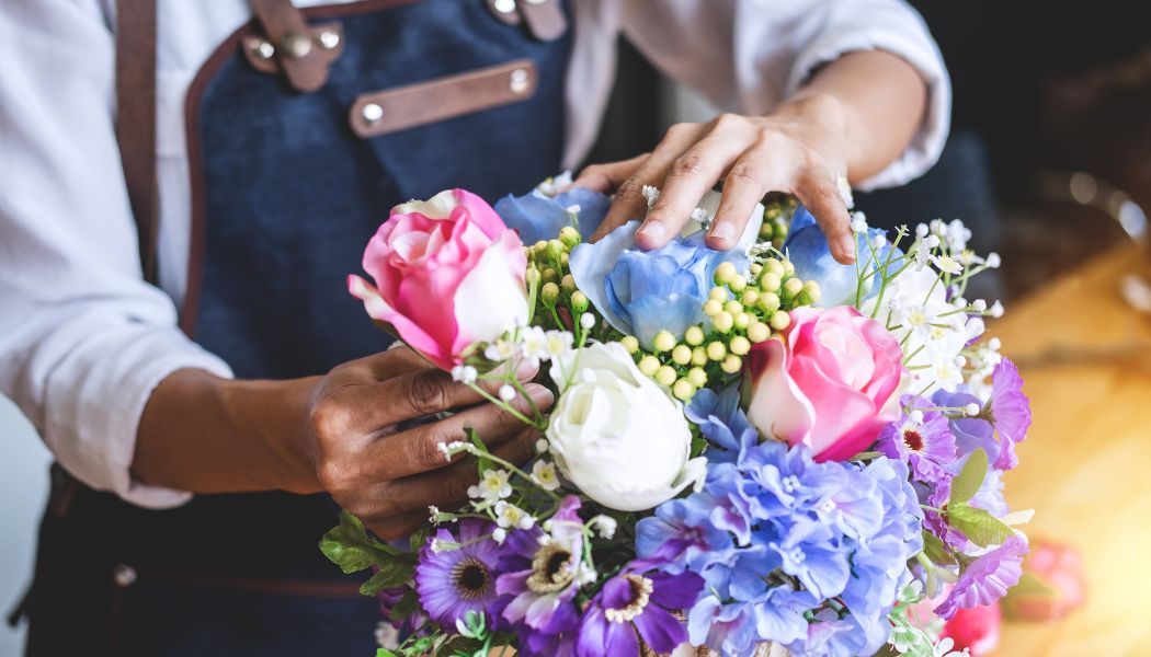 15 Beautiful Seasonal Flowers for Every Time of the Year